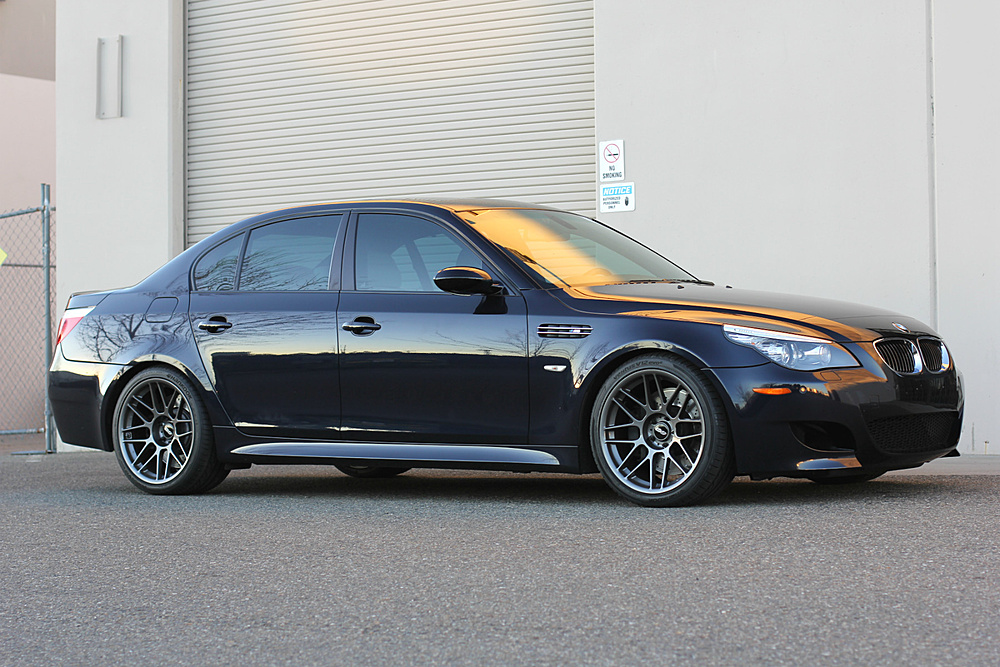 photo 4 BMW M5 custom wheels APEX ARC-8  19x9.5, ET +22, tire size 265/35 R19. 19x10.5 ET+22 295/30 R19
