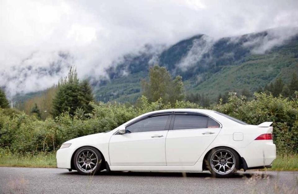 photo 2 Acura TSX custom wheels 17x9.0, ET +35, tire size 225/45 R17. x ET