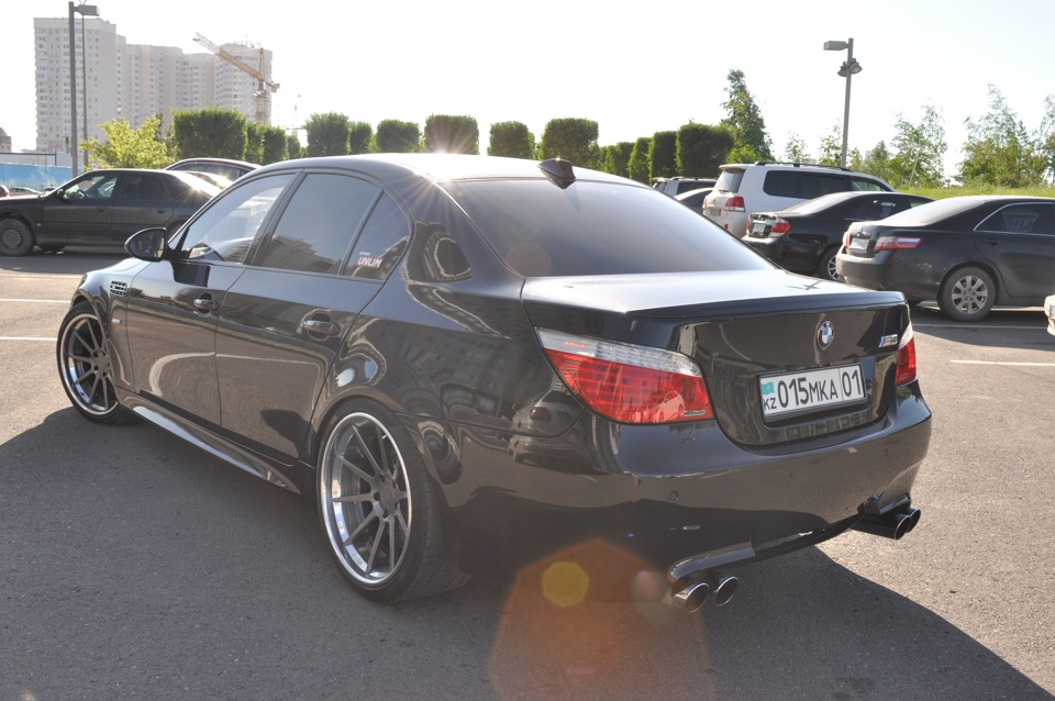 photo 2 BMW M5 custom wheels RENNEN  20x, ET , tire size 255/35 R20. x ET 
