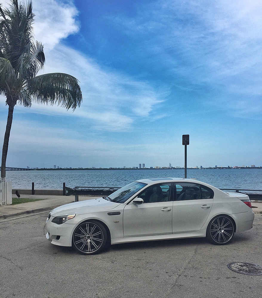 photo 1 BMW M5 custom wheels   22x, ET , tire size X R22. x ET 