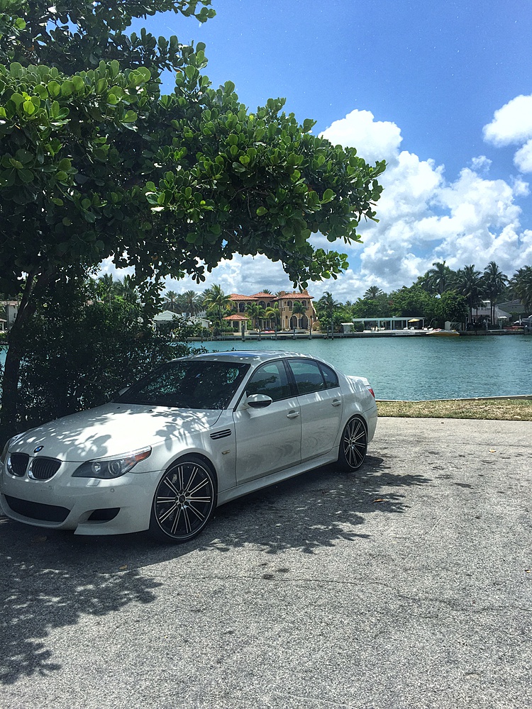 photo 2 BMW M5 custom wheels   22x, ET , tire size X R22. x ET 
