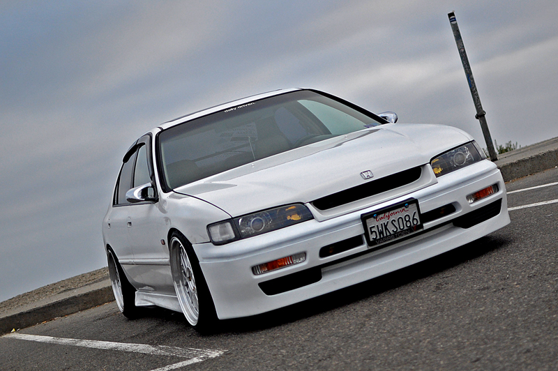 photo 4 Honda Accord custom wheels Varrstoen ES 1.1.1 18x9.5, ET +22, tire size 225/40 R18. x ET 