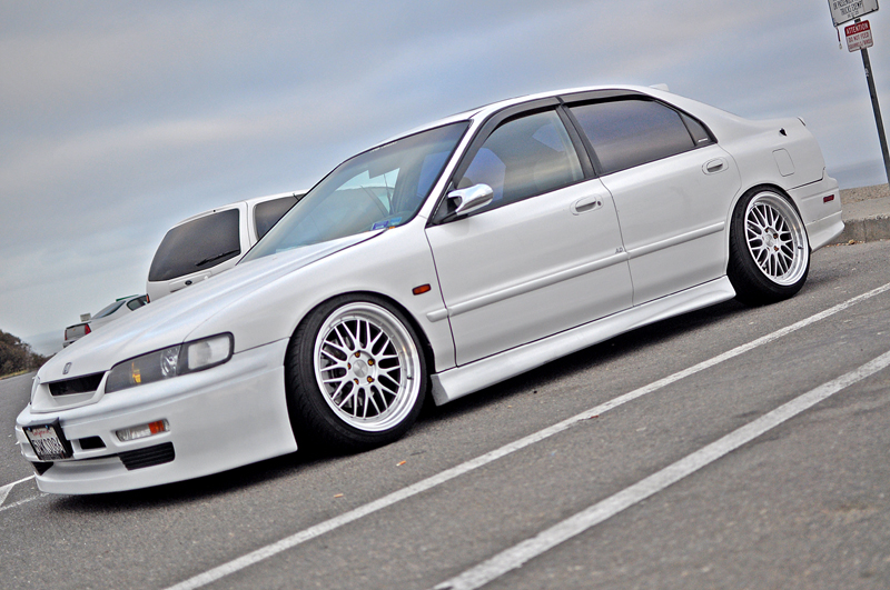 photo 6 Honda Accord custom wheels Varrstoen ES 1.1.1 18x9.5, ET +22, tire size 225/40 R18. x ET 