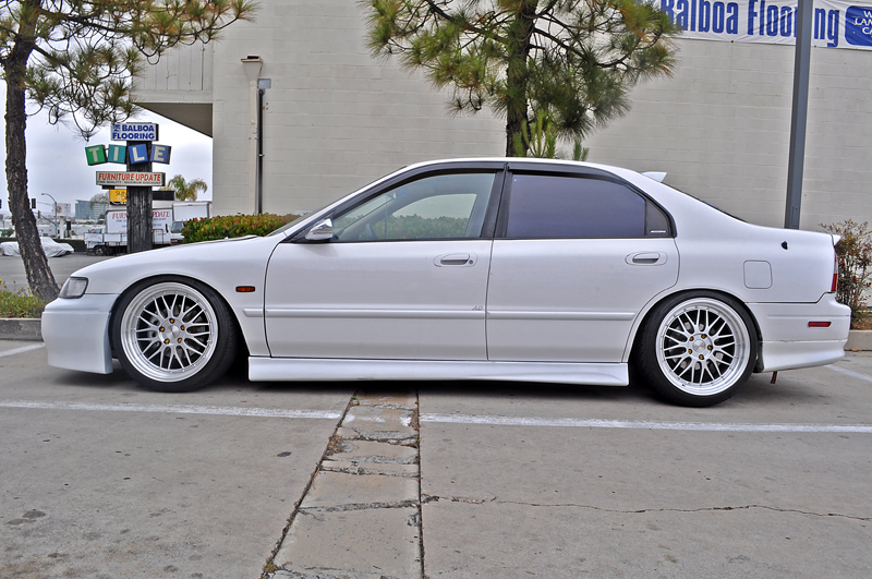 photo 9 Honda Accord custom wheels Varrstoen ES 1.1.1 18x9.5, ET +22, tire size 225/40 R18. x ET 