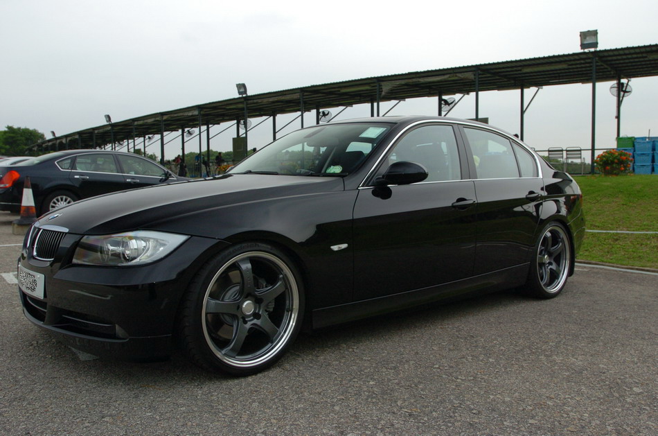 photo 2 BMW 330 custom wheels RAYS G-GAMES 99B 19x, ET , tire size X R19. x ET 