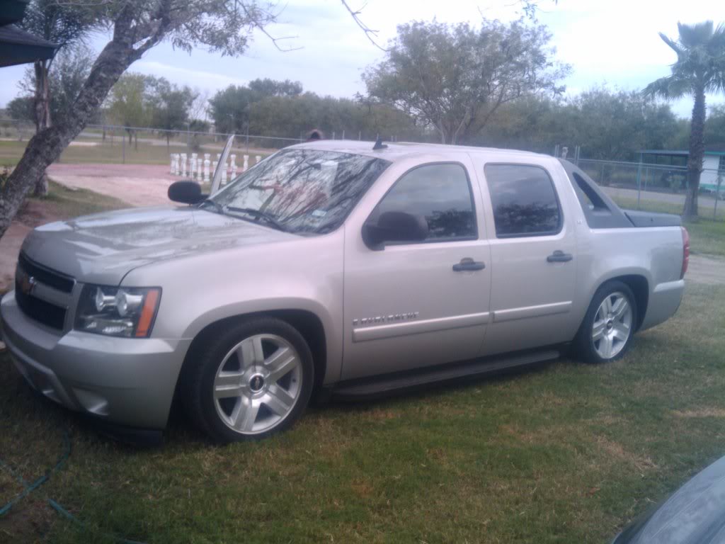photo 3 Chevrolet Silverado 2500HD custom wheels   20x, ET , tire size 275/40 R20. x ET 