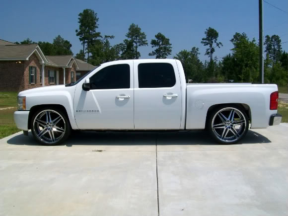 photo 1 Chevrolet Silverado 2500HD custom wheels   26x, ET , tire size X R26. x ET 