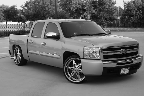 photo 2 Chevrolet Silverado 2500HD custom wheels DUB Bully 24x, ET , tire size 275/30 R24. x ET 
