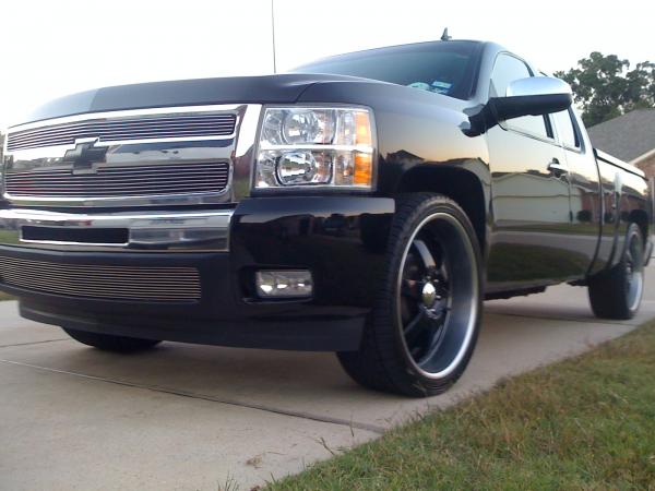 photo 1 Chevrolet Silverado 2500HD custom wheels   24x, ET , tire size 295/35 R24. x ET 
