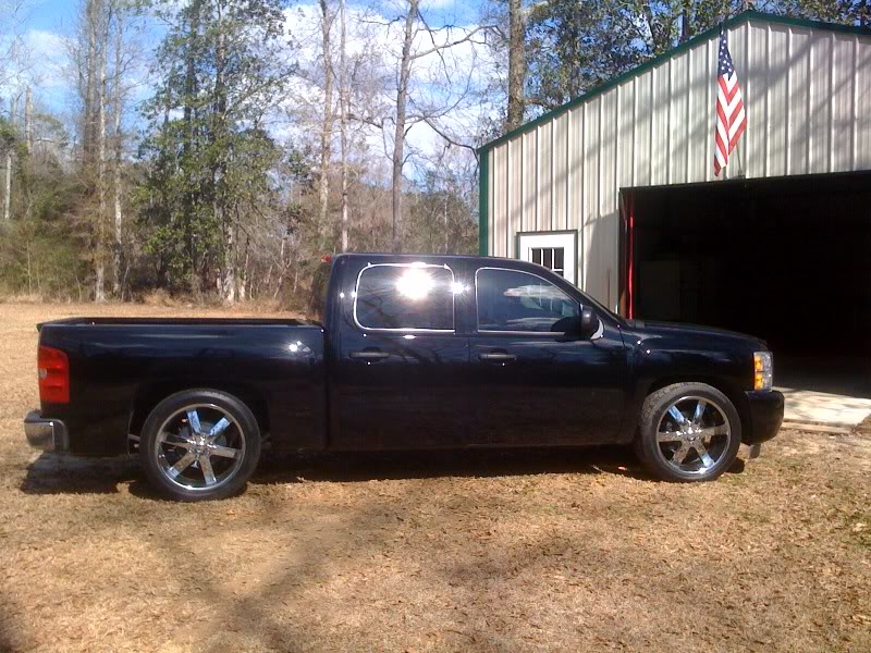 photo 3 Chevrolet Silverado 2500HD custom wheels   22x, ET , tire size 275/45 R22. x ET 