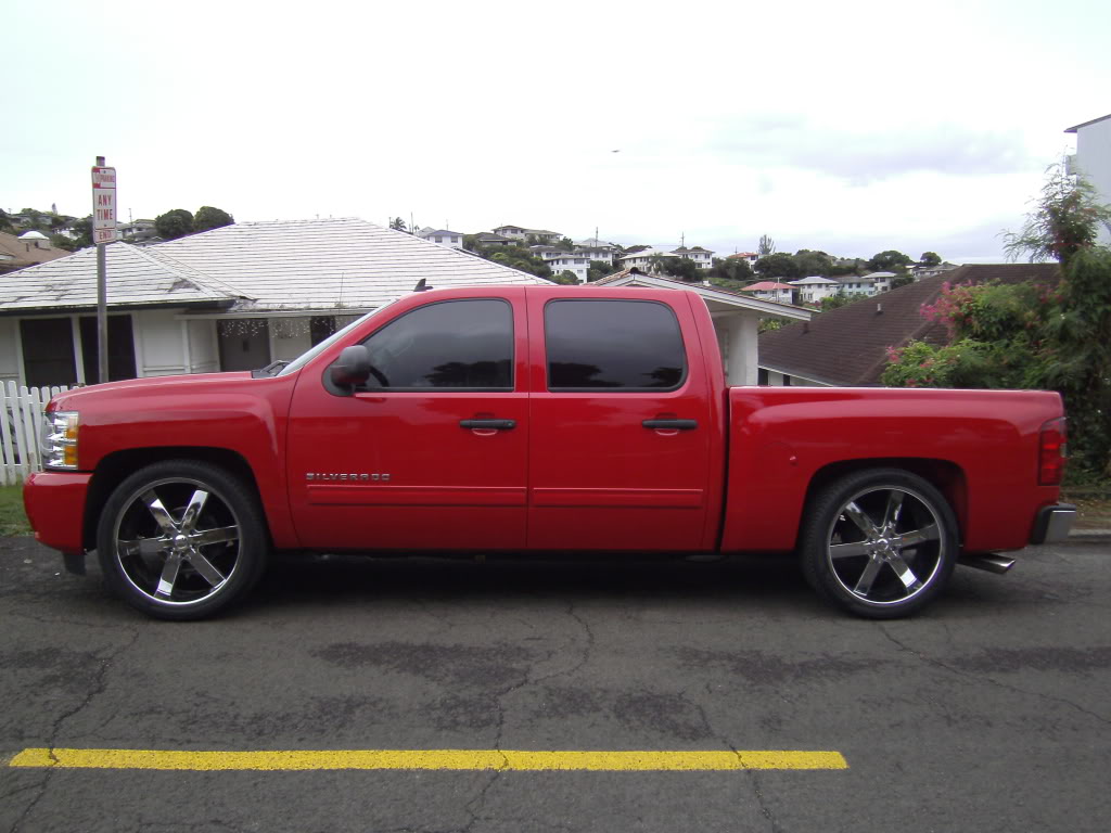 photo 2 Chevrolet Silverado 2500HD custom wheels   24x, ET , tire size 305/35 R24. x ET 