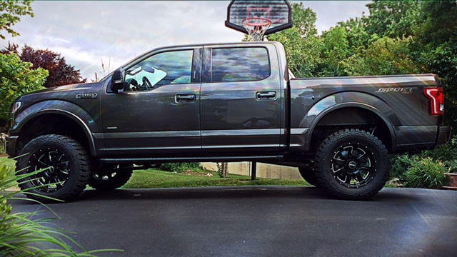 photo 2 Ford F-150 custom wheels ProComp 5183 20x9.5, ET -6, tire size 315/60 R20. x ET 