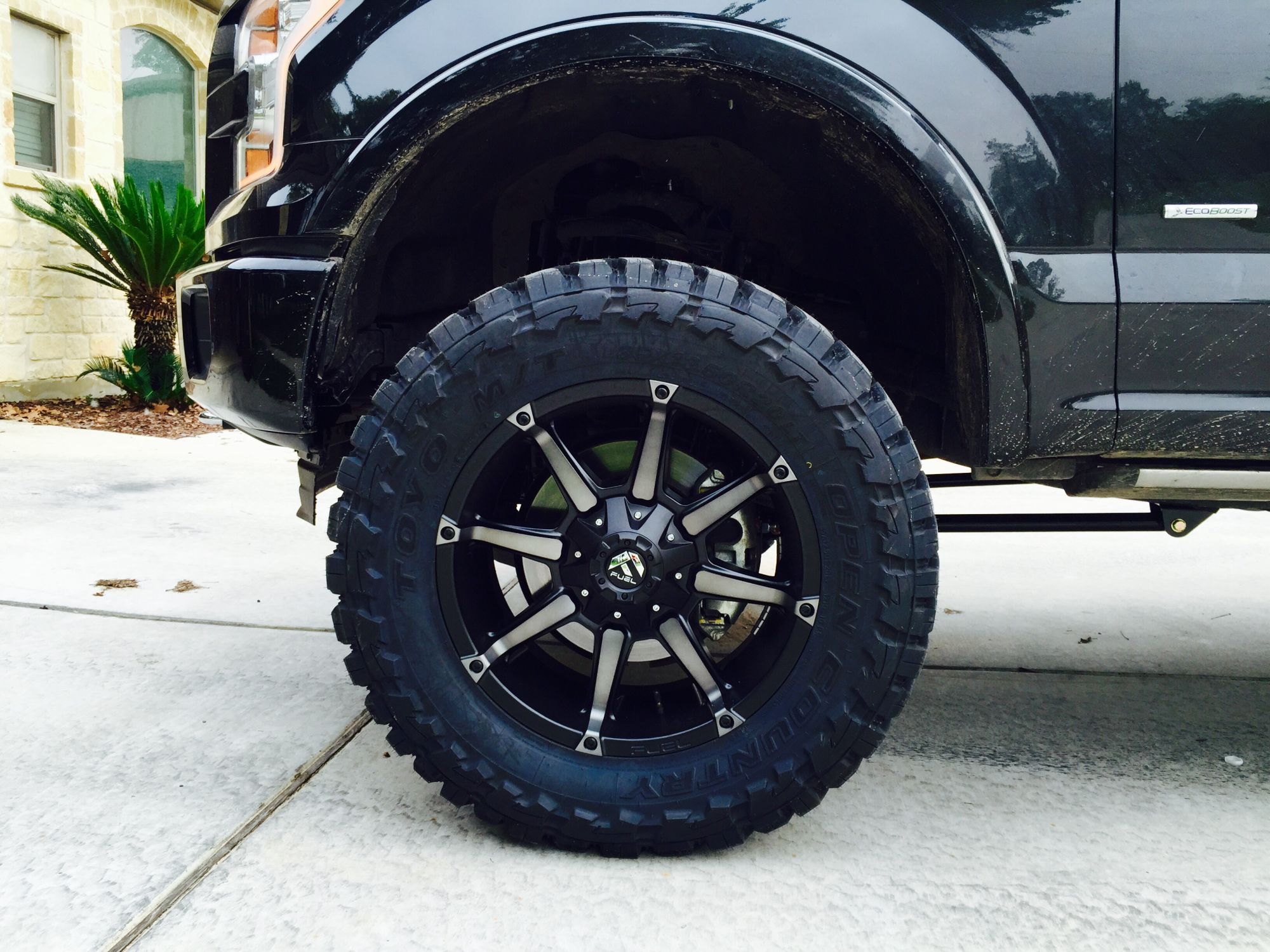 photo 1 Ford F-150 custom wheels Fuel Couplers 20x9.0, ET +35, tire size X R20. x ET 