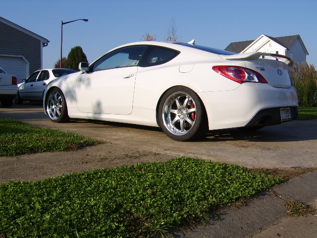 photo 1 Hyundai Genesis Coupe custom wheels   19x9.5, ET +23, tire size 285/35 R19. x ET 