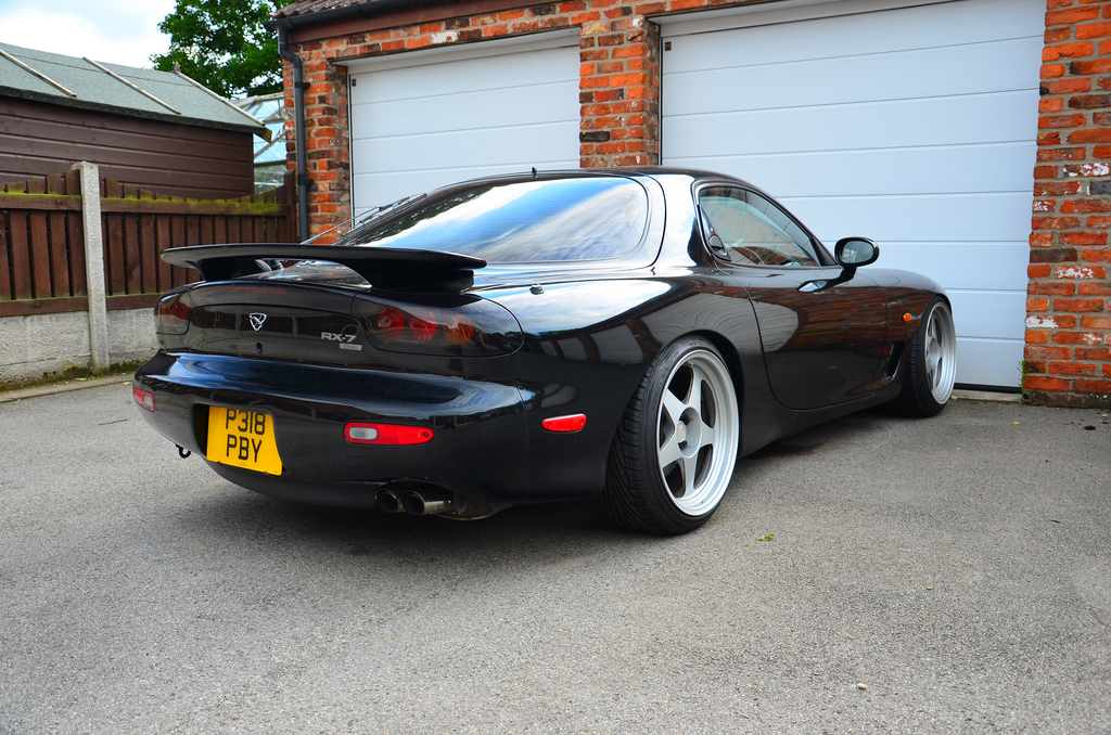 photo 2 Mazda RX-7 custom wheels Desmond Regamaster Marquis Promada 18x9.5, ET +18, tire size 225/40 R18. x ET 225/40 R