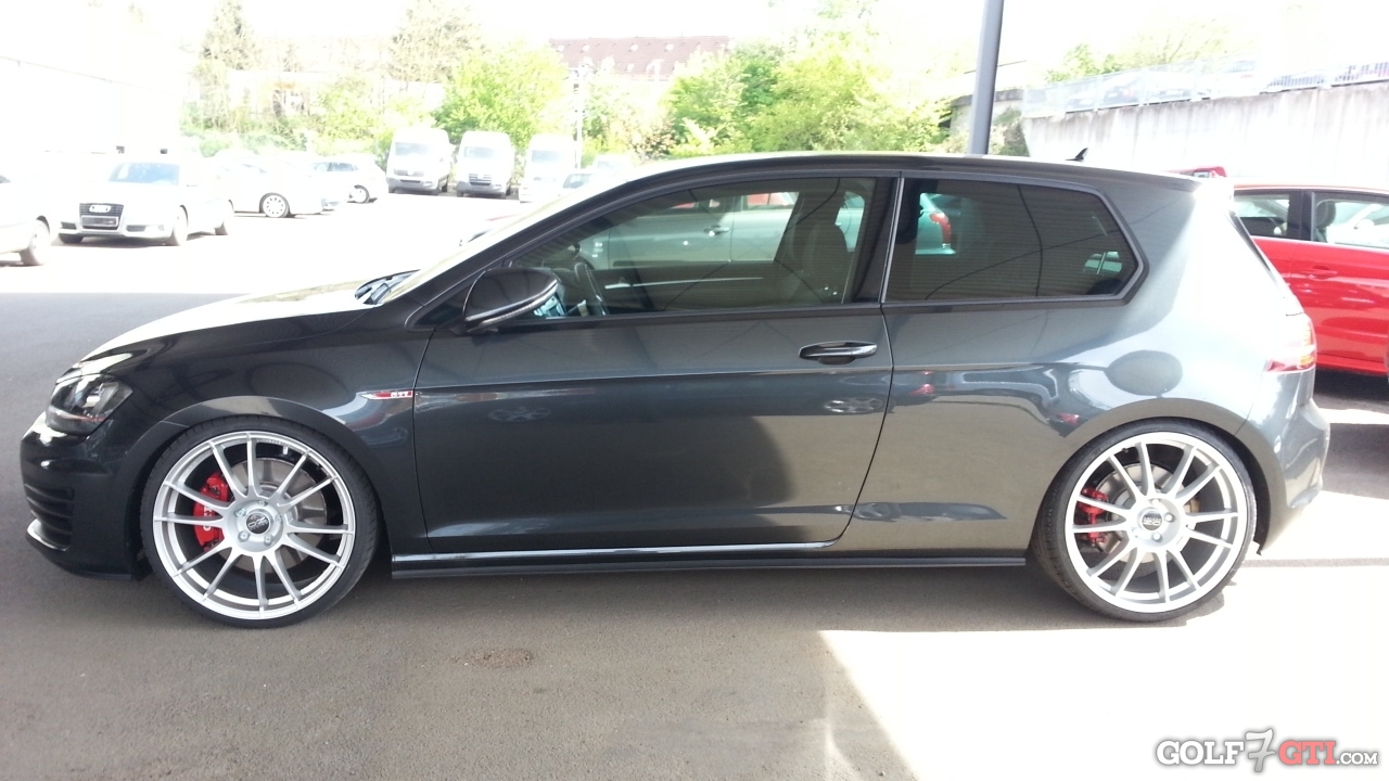 photo 2 Volkswagen GTI custom wheels 20x8.5, ET +48, tire size 235/30 R20. x ET