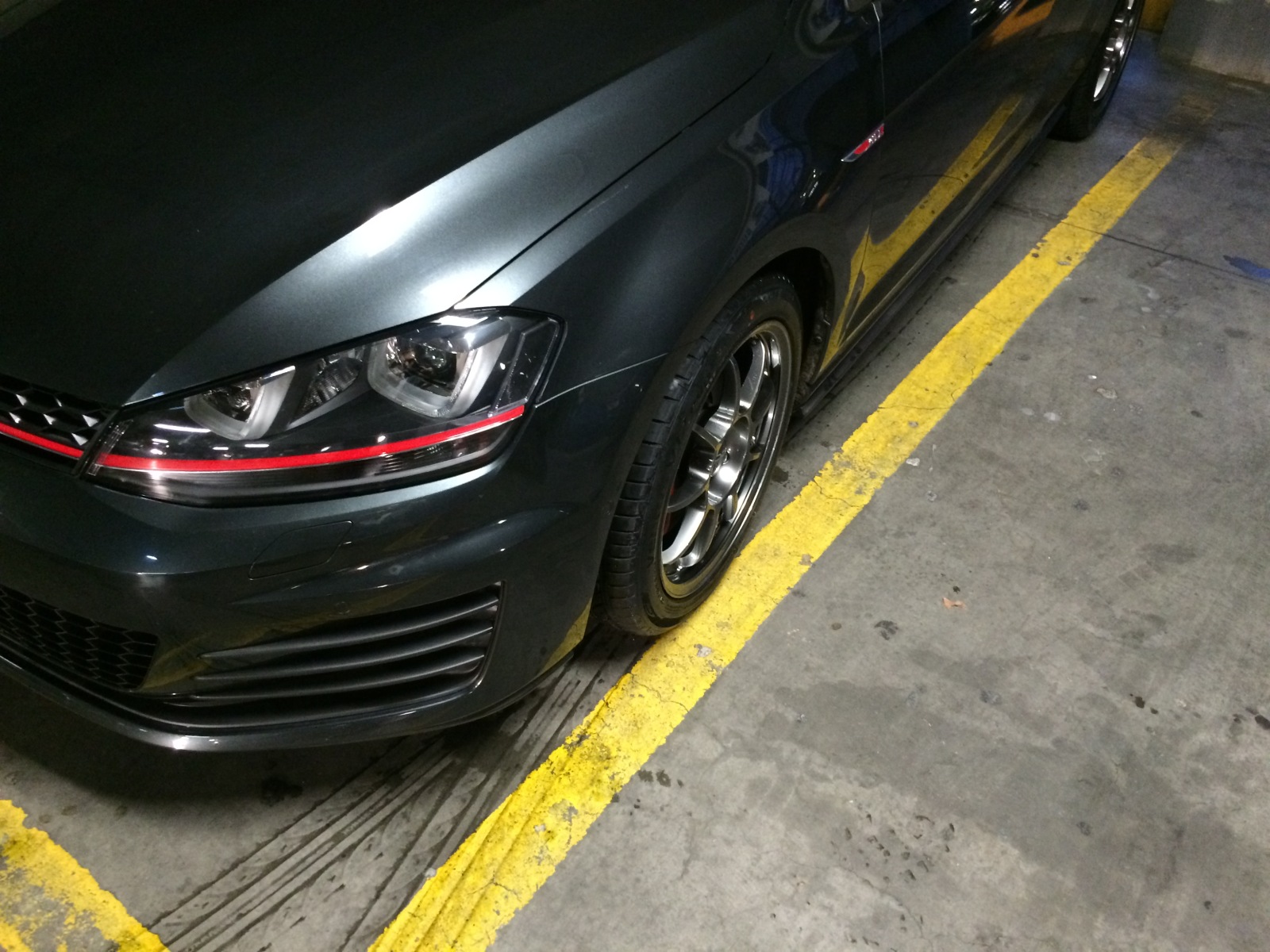 photo 2 Volkswagen GTI custom wheels 17x8.0, ET , tire size 225/45 R17. x ET