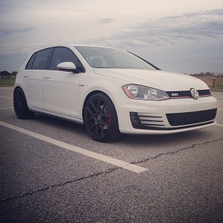 photo 2 Volkswagen GTI custom wheels BBS CH-R 19x8.5, ET +48, tire size 235/35 R19. x ET