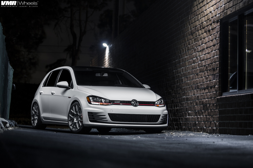 photo 3 Volkswagen GTI custom wheels Gunmetal  V810 18x8.5, ET +45, tire size 225/40 R18. x ET 