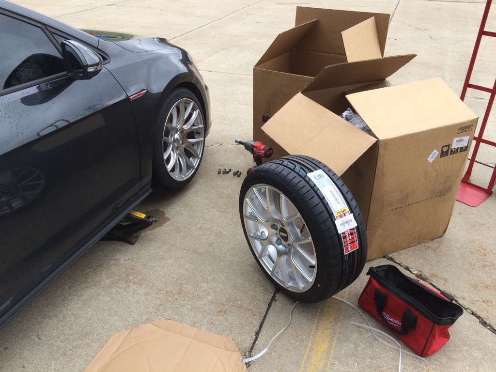photo 1 Volkswagen GTI custom wheels 18x8.5, ET +45, tire size X R18. x ET