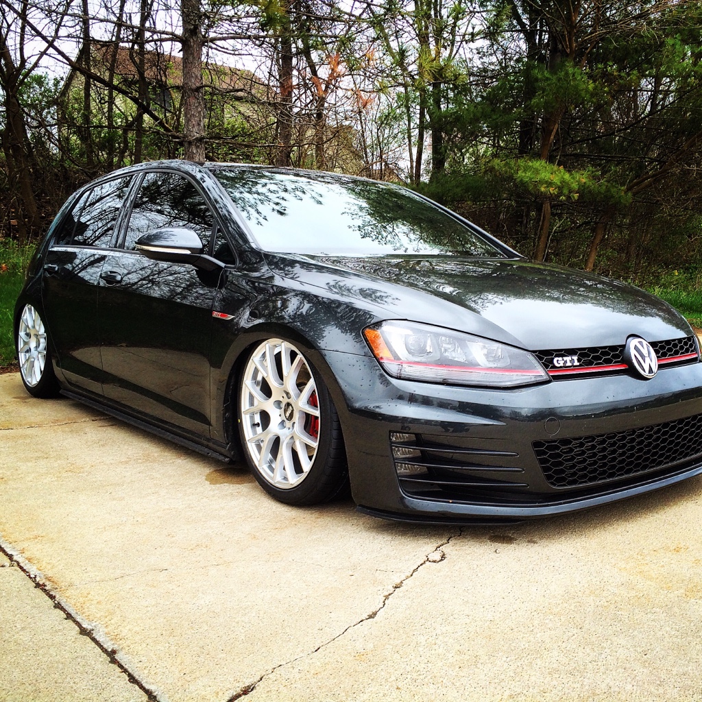 photo 2 Volkswagen GTI custom wheels 18x8.5, ET +45, tire size X R18. x ET