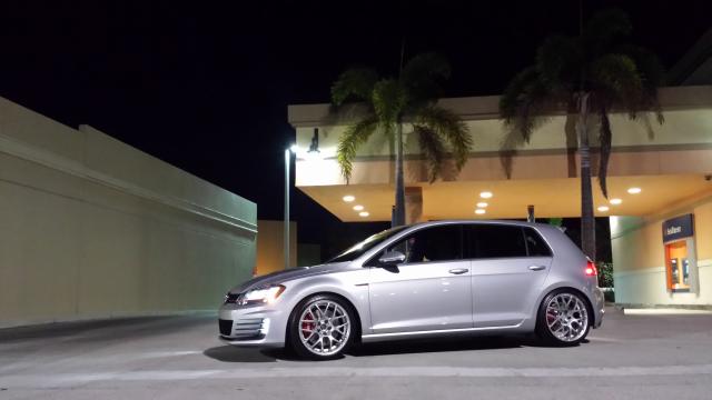 photo 1 Volkswagen GTI custom wheels OEM   18x, ET , tire size X R18. x ET 
