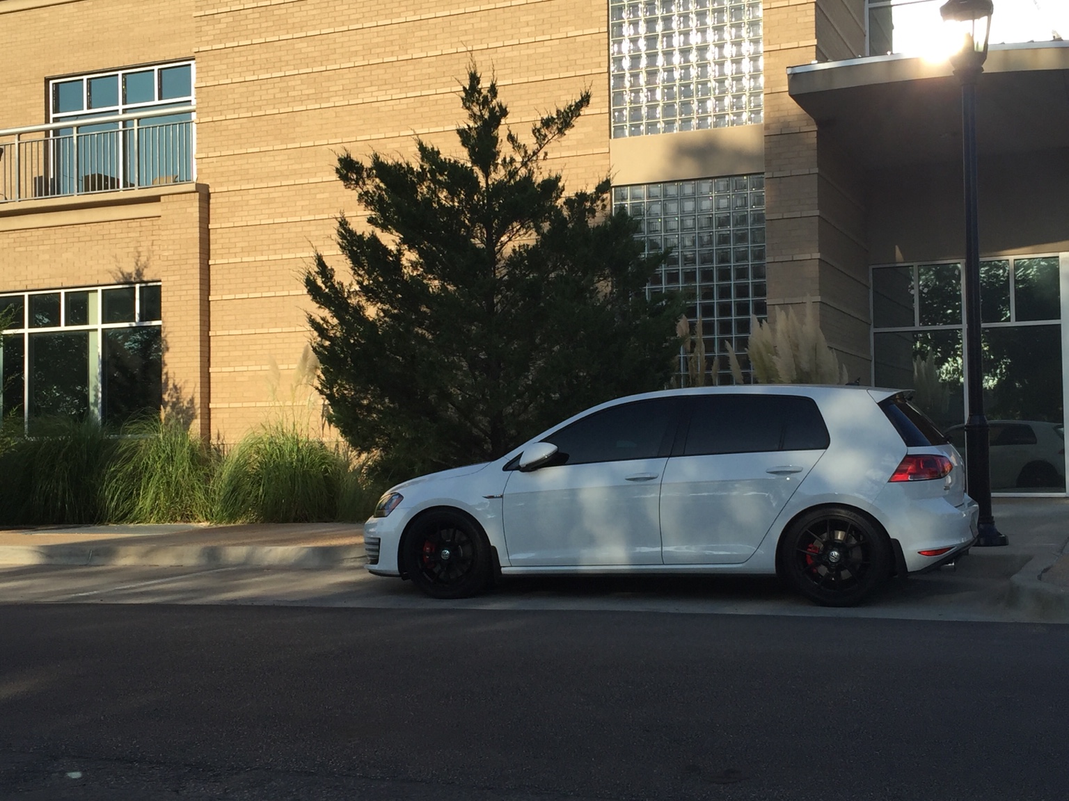 photo 1 Volkswagen GTI custom wheels RSe10   18x8.0, ET , tire size 235/40 R18. x ET 