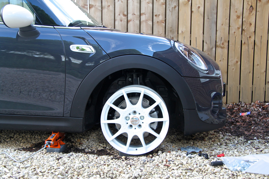 photo 1 MINI Cooper S custom wheels   18x8.0, ET +45, tire size 205/40 R18. x ET 