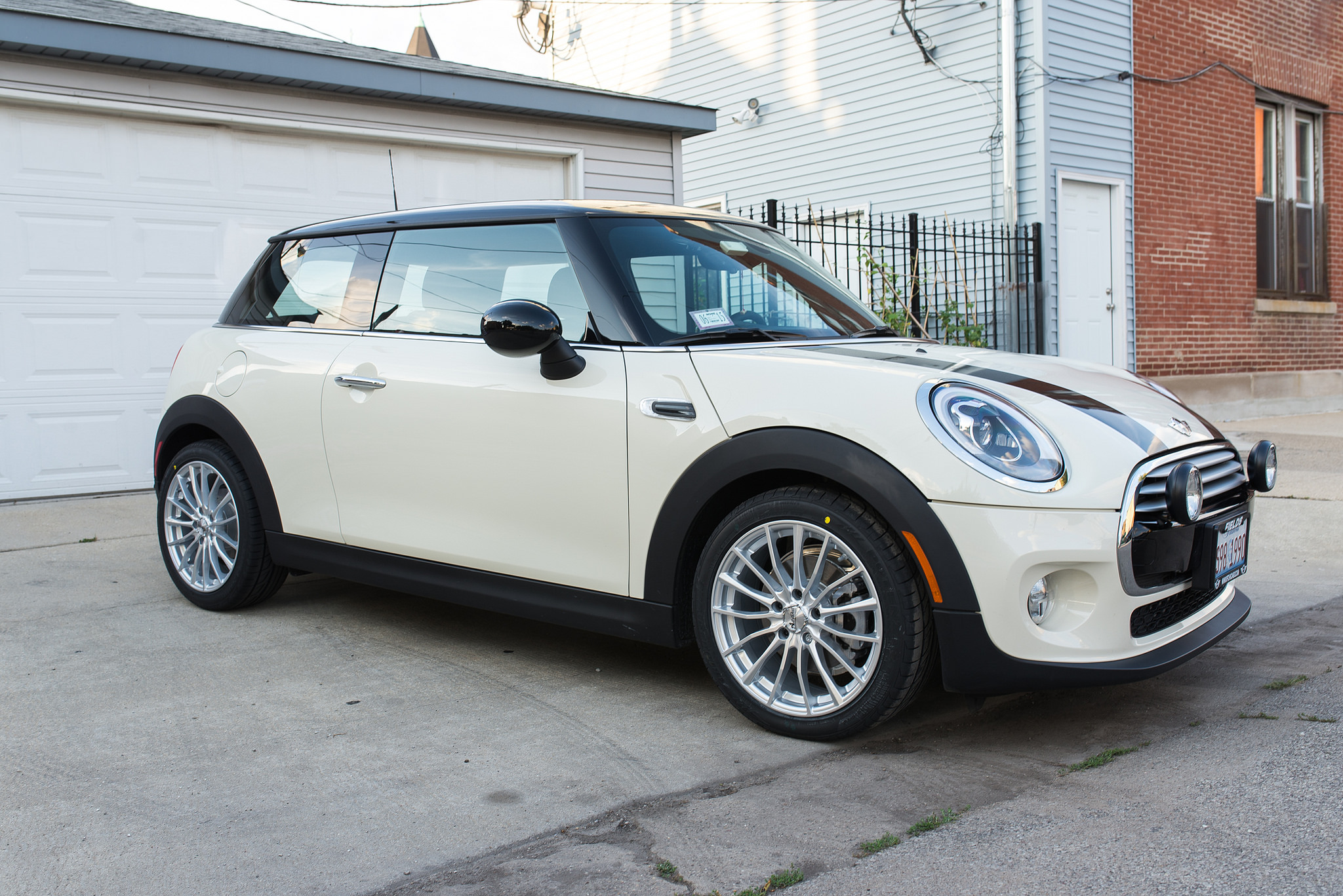 photo 1 MINI Cooper S custom wheels Advanti  B1 Lupo 17x7.0, ET +45, tire size 205/45 R17. x ET 