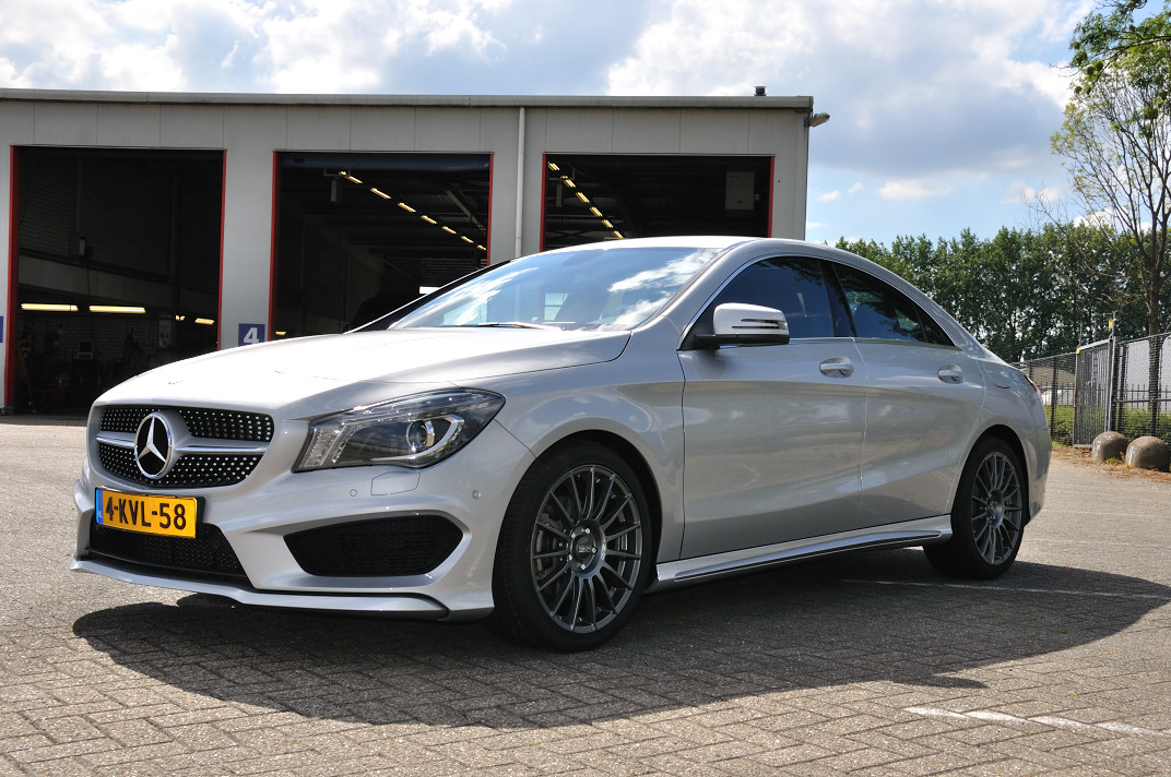 photo 3 Mercedes-Benz CLA-Class custom wheels OZ  Superturismo  18x, ET , tire size X R18. x ET 