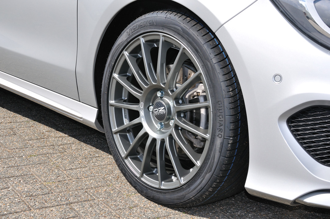 photo 5 Mercedes-Benz CLA-Class custom wheels OZ  Superturismo  18x, ET , tire size X R18. x ET 