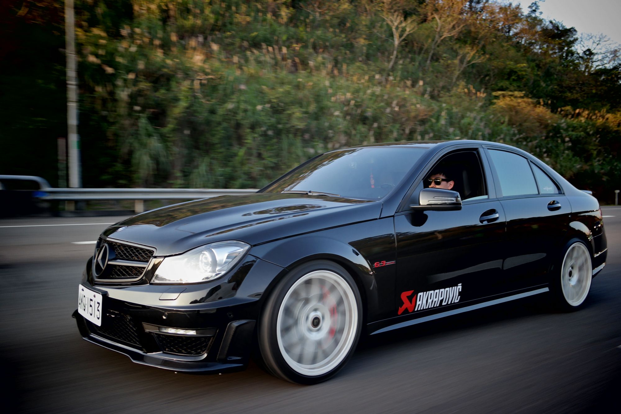 photo 4 Mercedes-Benz C-Class custom wheels Vorsteiner VS140 19x8.5, ET +37, tire size X R19. 19x10.0 ET+50