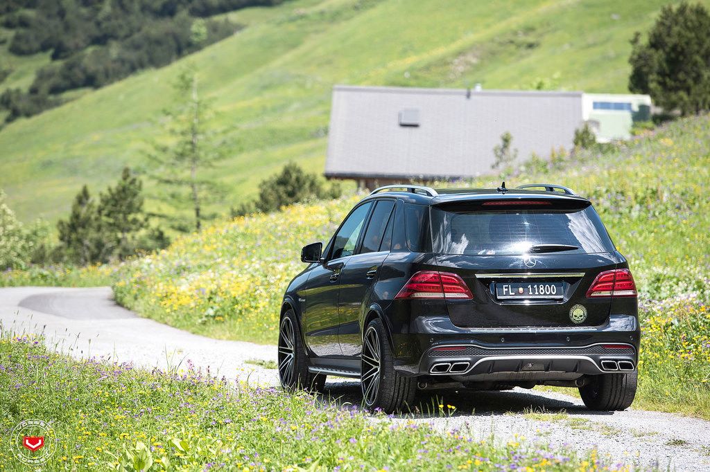 photo 5 Mercedes-Benz AMG GLE63 custom wheels Vossen VPS-307 22x10.5, ET , tire size X R22. x ET 