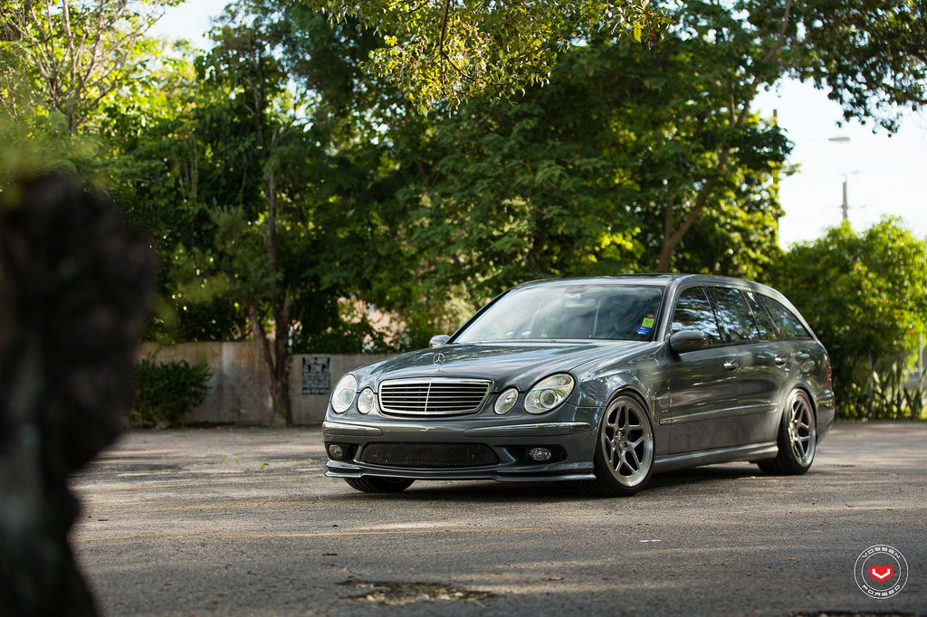 photo 3 Mercedes-Benz E-Class custom wheels Vossen LC-104 19x, ET , tire size X R19. x ET 