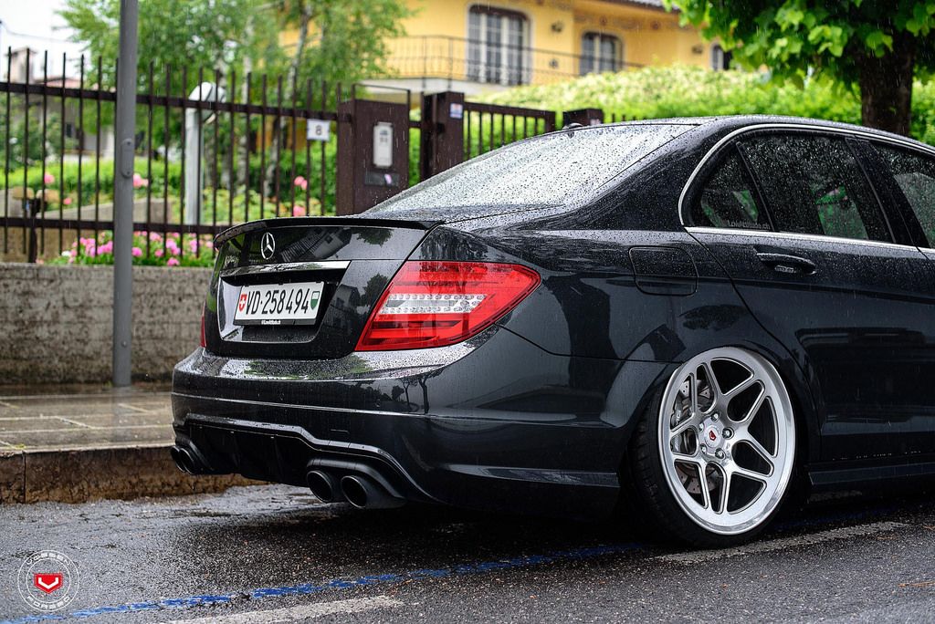 photo 4 Mercedes-Benz C-Class custom wheels Vossen LC-104 21x8.5, ET , tire size X R21. 20x10.0 ET 