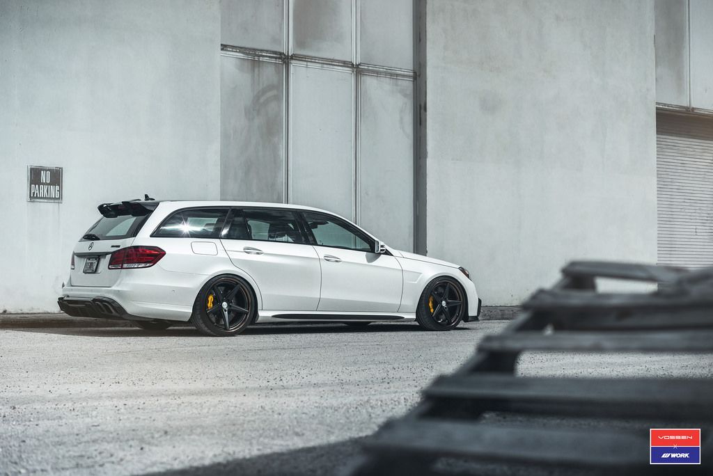 photo 3 Mercedes-Benz AMG E custom wheels Vossen VWS-3 20x9.0, ET , tire size X R20. 20x10.5 ET 