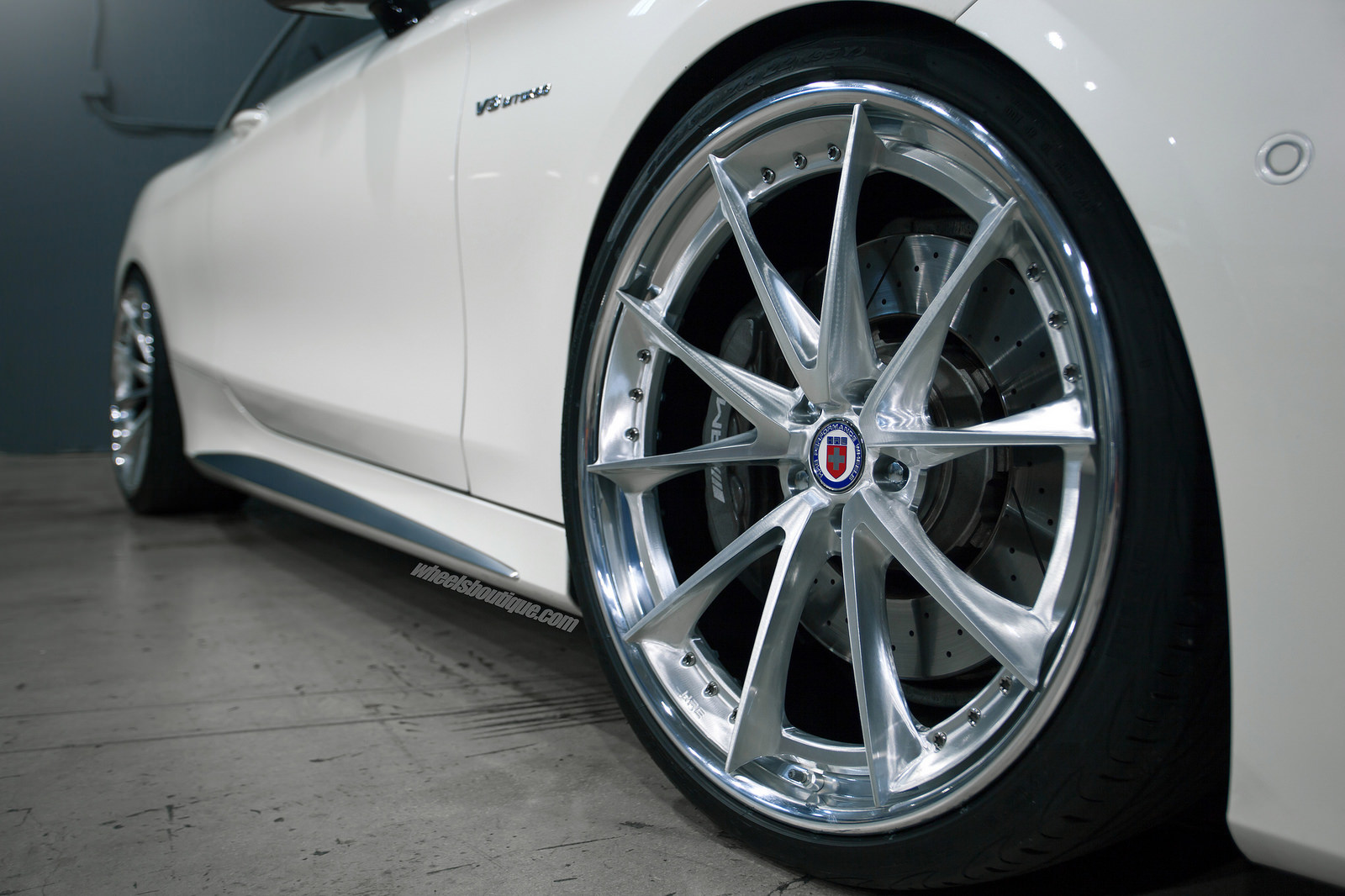 photo 5 Mercedes-Benz AMG S custom wheels HRE  S204 22x9.5, ET , tire size 255/30 R22. 22x11.0 ET 295/25 R22