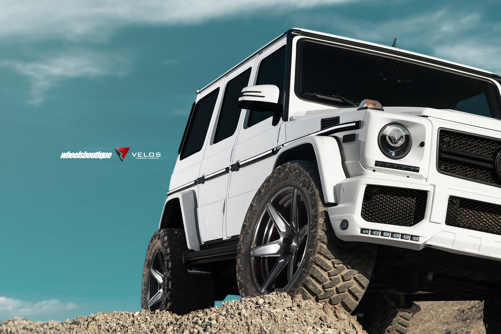 photo 5 Mercedes-Benz AMG G63 custom wheels Velos S6 22x12.0, ET , tire size 375/45 R22. x ET