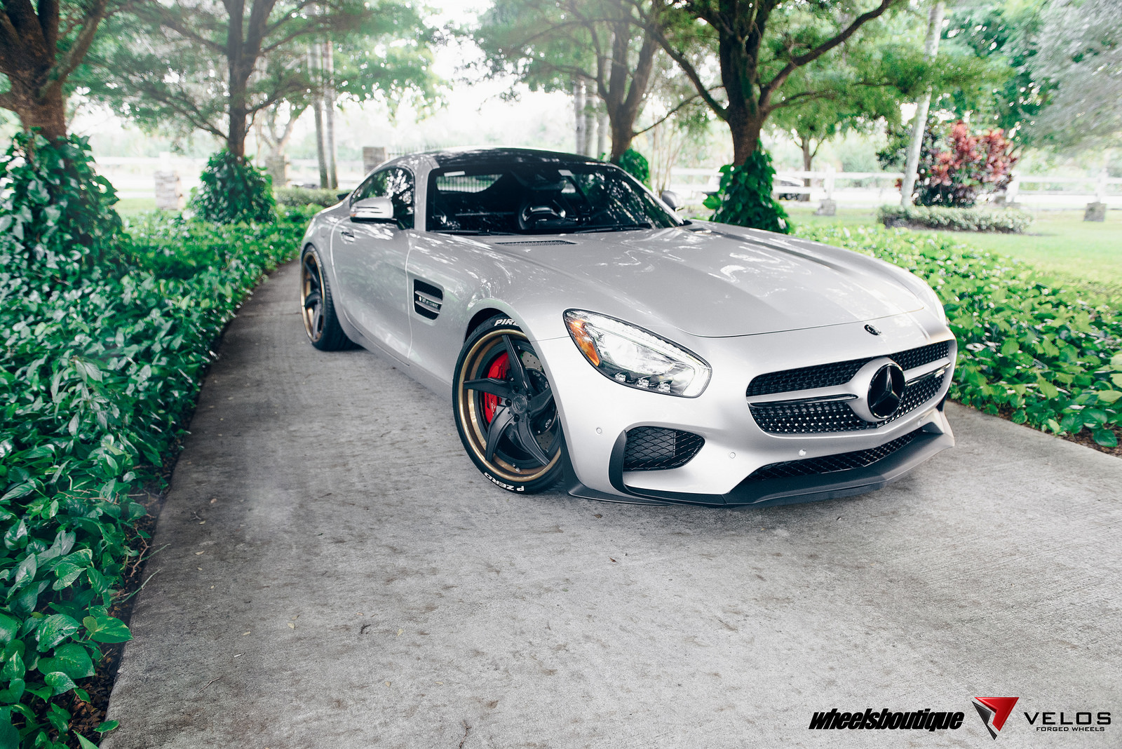photo 3 Mercedes-Benz AMG GT custom wheels Velos D5 3-Piece 20x10.0, ET , tire size 265/30 R20. 21x12.0 ET 325/25 R21