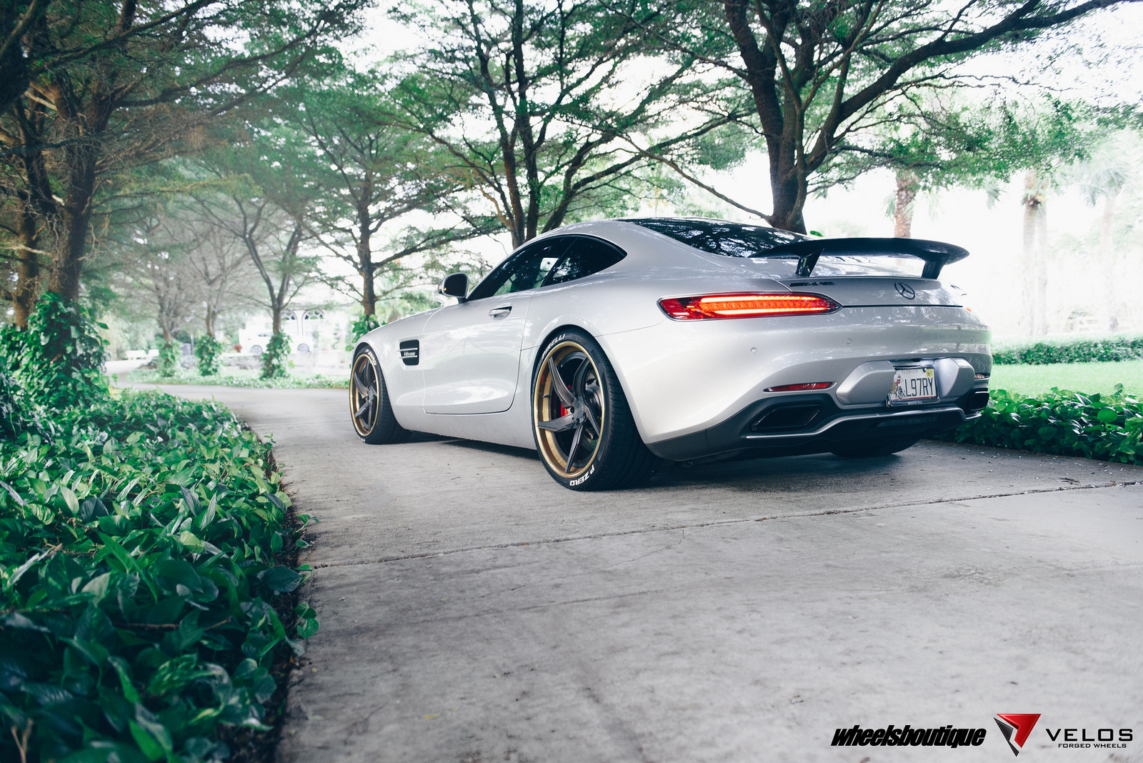 photo 4 Mercedes-Benz AMG GT custom wheels Velos D5 3-Piece 20x10.0, ET , tire size 265/30 R20. 21x12.0 ET 325/25 R21