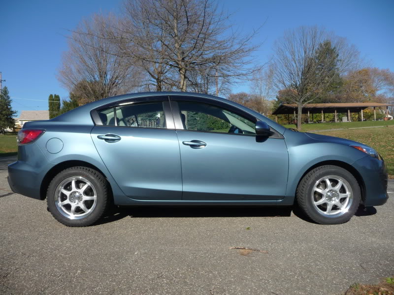 photo 1 Mazda Mazda3 custom wheels MB Motoring Seven X 16x7.0, ET +40, tire size 205/55 R16. x ET 