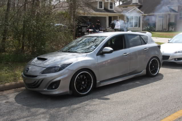 photo 1 Mazda Mazda3 custom wheels Konig Lighting 18x8.0, ET +45, tire size 225/40 R18. x ET