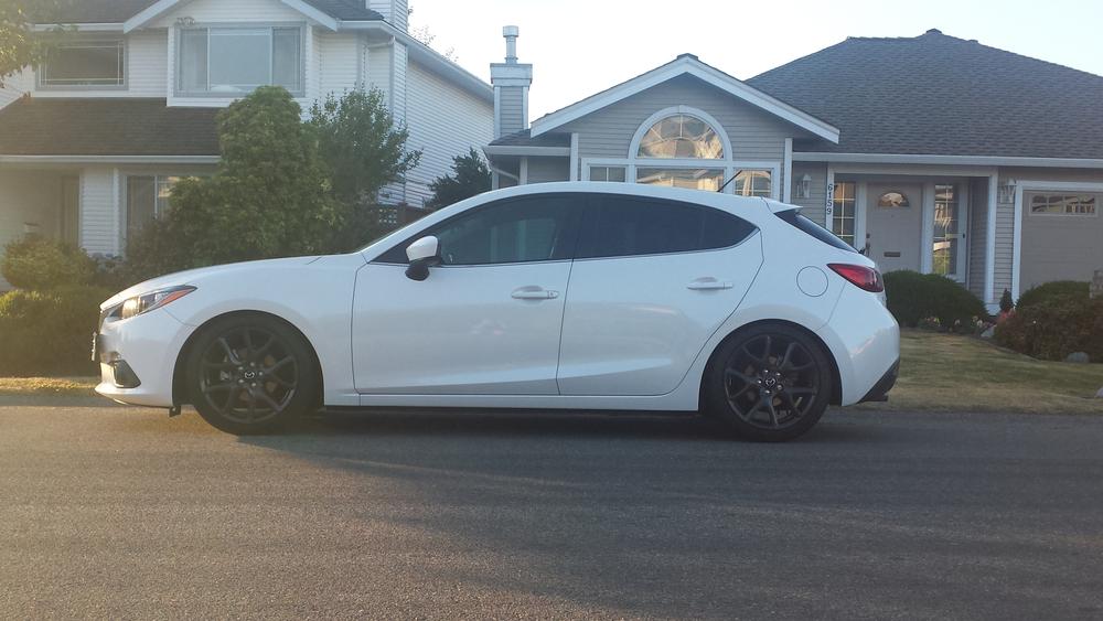Mazda Mazda3 custom wheels OEM Mazda Mazdaspeed3 18x7.5, ET +52, tire size 215/45 R18. x ET
