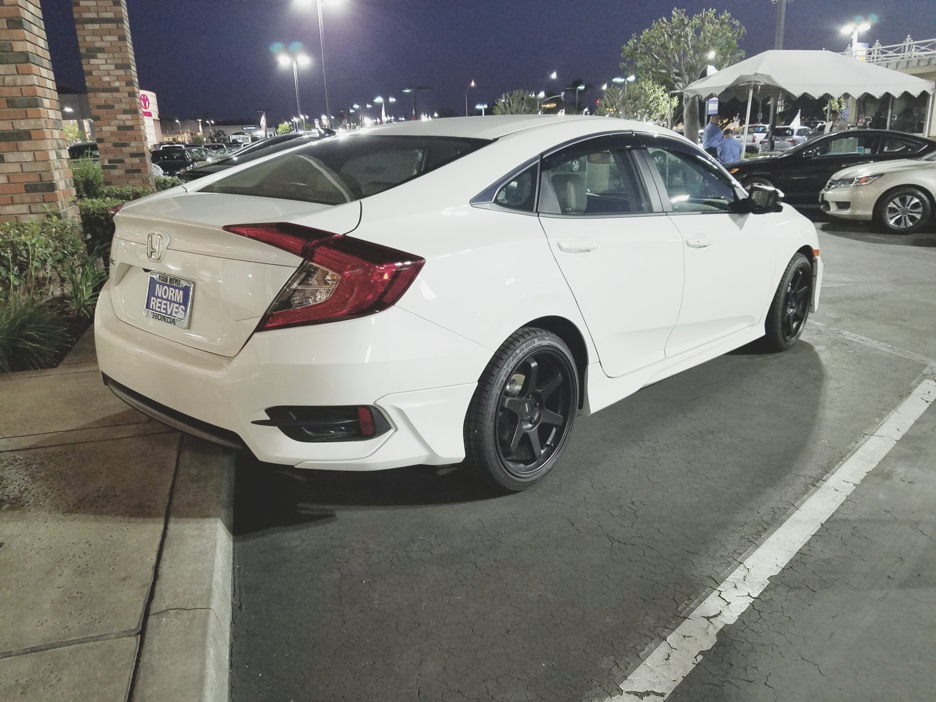 photo 2 Honda Civic custom wheels 18x, ET , tire size 225/40 R18. x ET