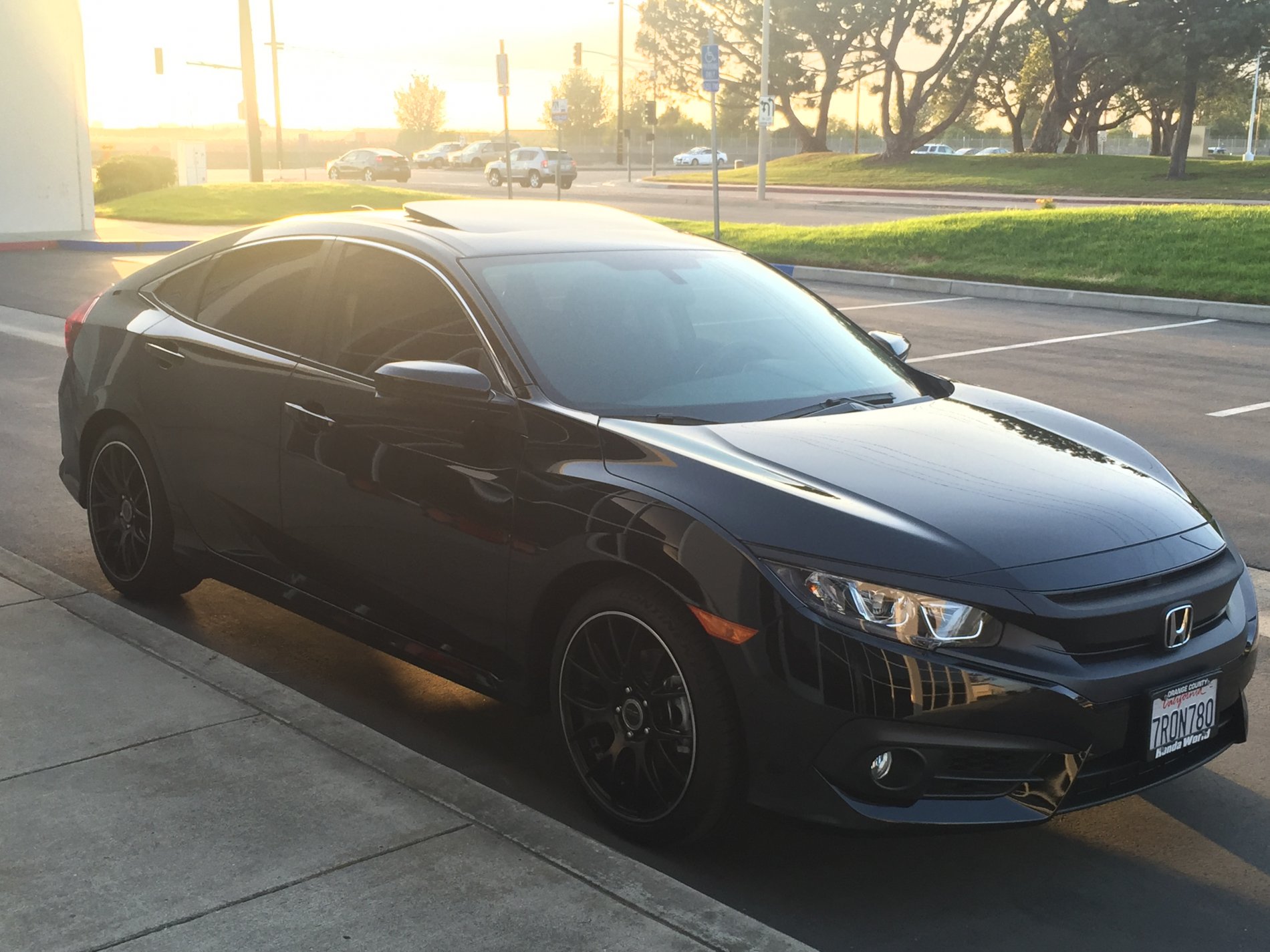 photo 1 Honda Civic custom wheels   18x8.0, ET , tire size 215/45 R18. x ET 