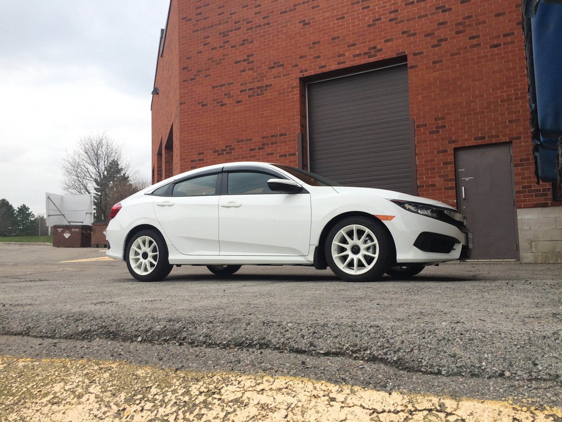 photo 2 Honda Civic custom wheels Modia   17x7.0, ET +42, tire size 215/40 R17. x ET 