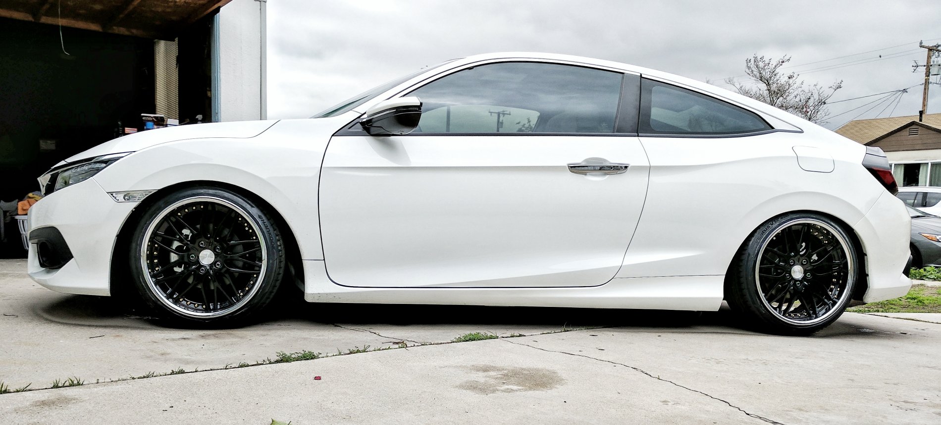 photo 1 Honda Civic custom wheels Leon  Hardiritt 18x9.5, ET +30, tire size 215/40 R18. x ET 