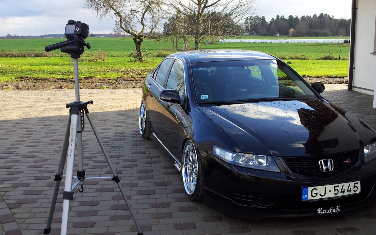 photo 1 Acura TSX custom wheels Barracuda Voltec T6 19x8.5, ET +18, tire size 215/35 R19. 19x10.0 ET+23 235/35 R19