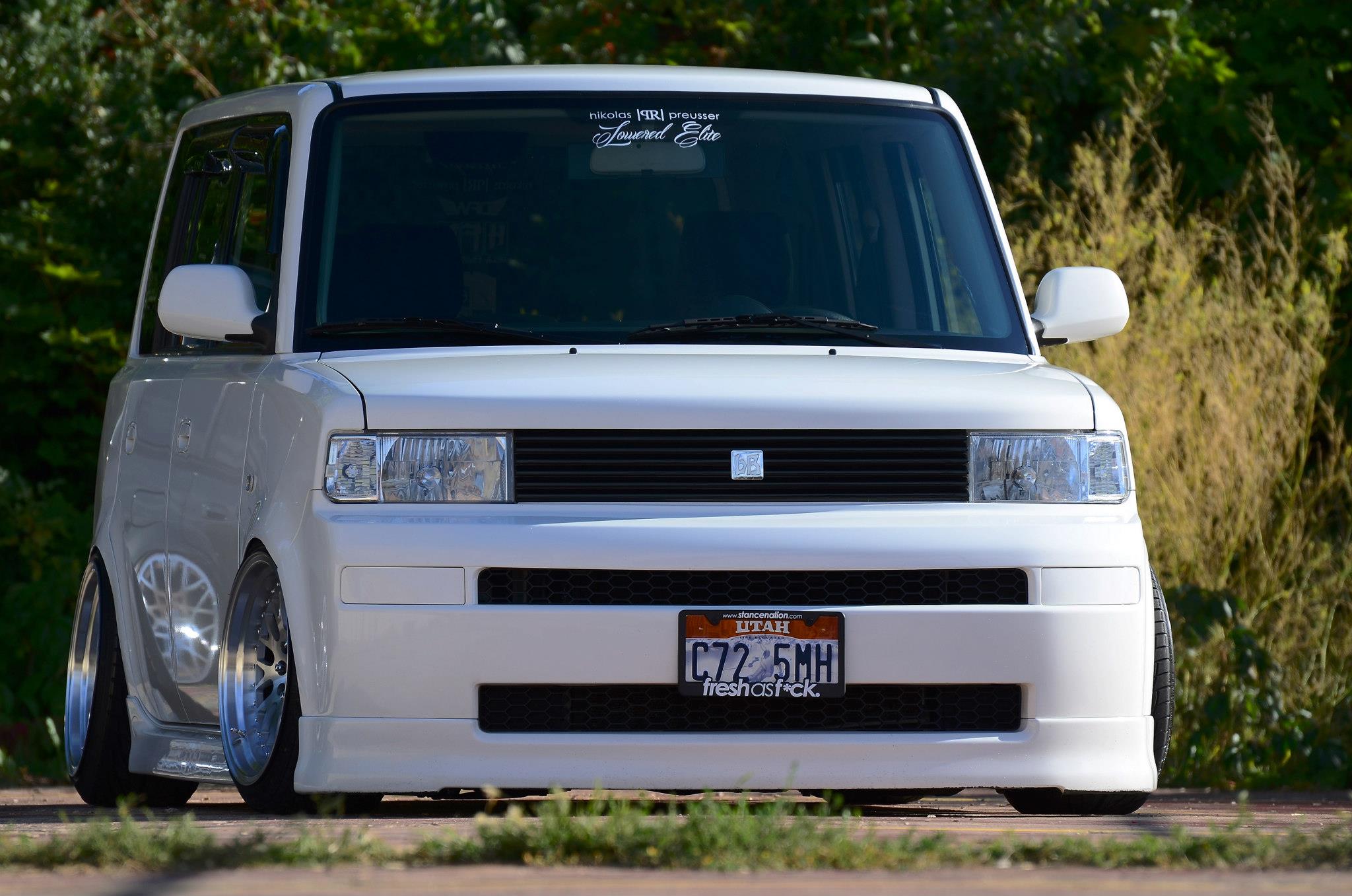 photo 4 Scion xB custom wheels   16x9.0, ET +17, tire size 205/40 R16. 16x9.0 ET0 