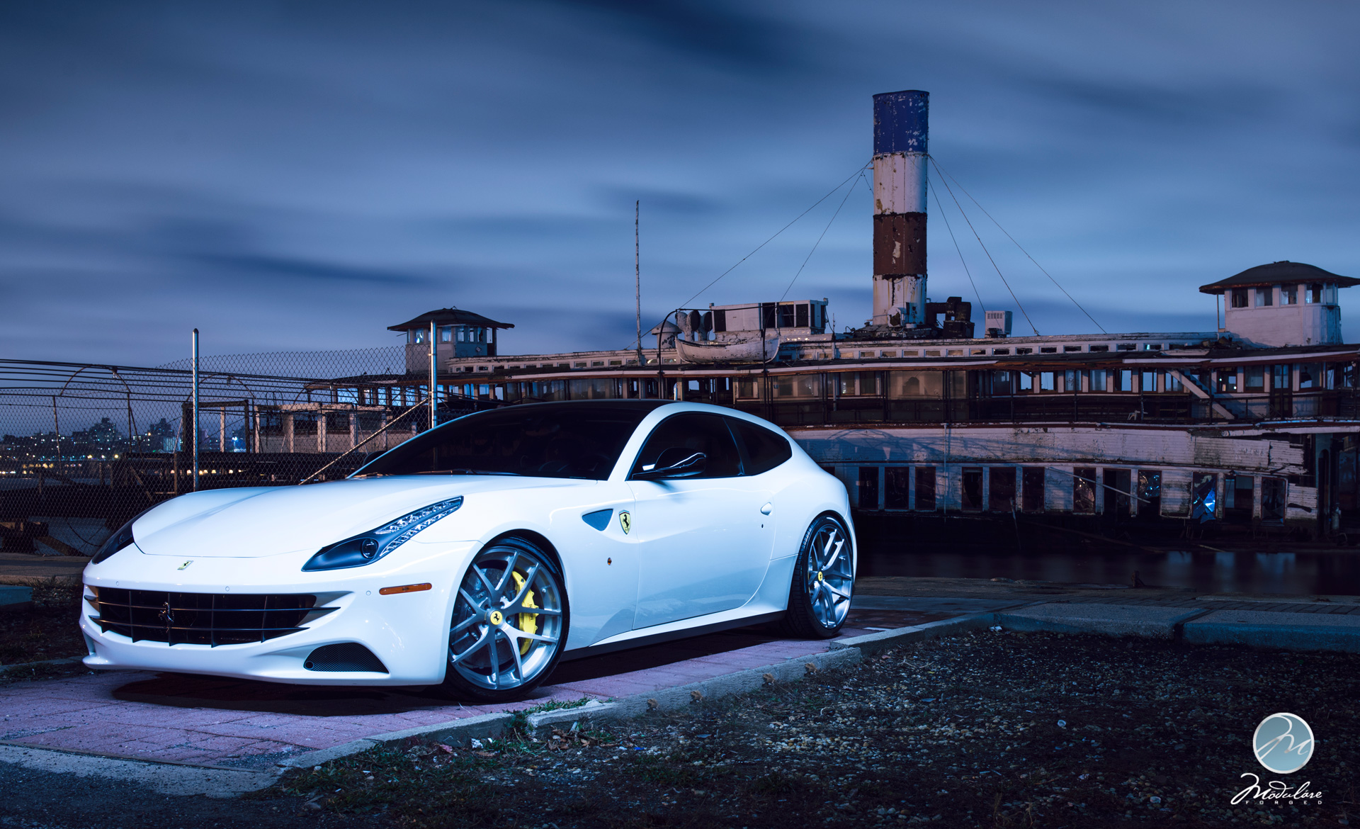 photo 7 Ferrari FF custom wheels Modulare B18  21x9.0, ET , tire size X R21. 22x12.0 ET 